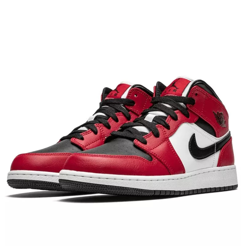 Air Jordan 1 Mid Chicago Black Toe