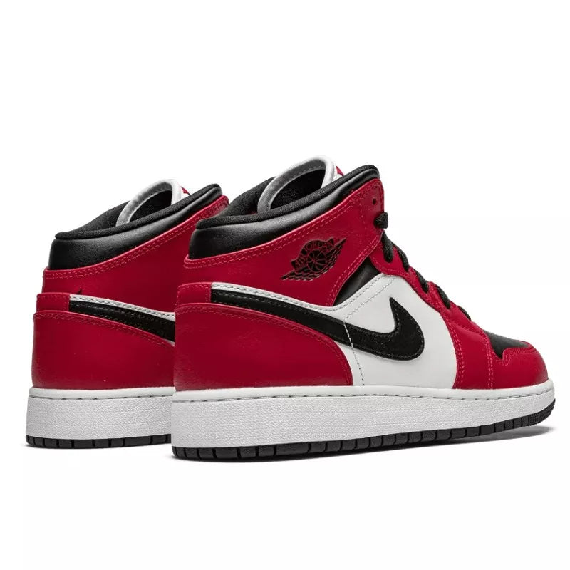Air Jordan 1 Mid Chicago Black Toe