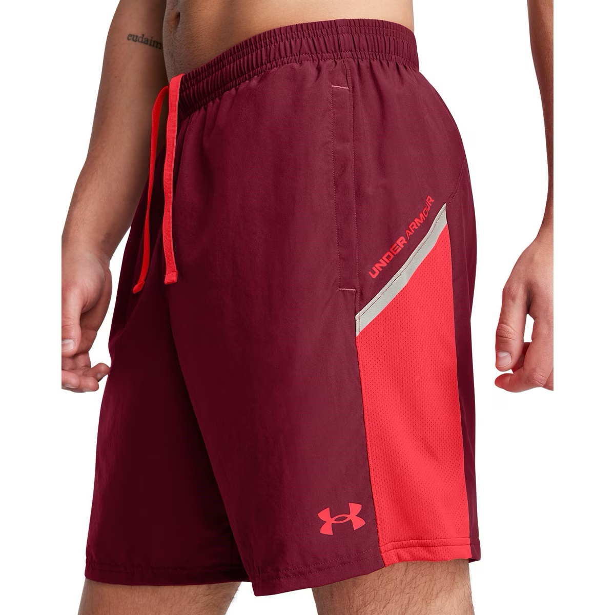UNDER ARMOUR Short Utility Red