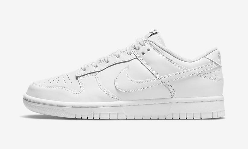 NIKE Dunk Low Triple White
