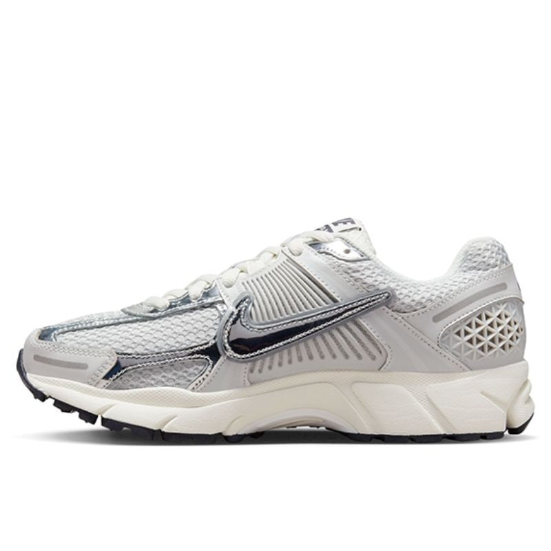 Nike Zoom Vomero 5 Photon Dust Metallic Silver