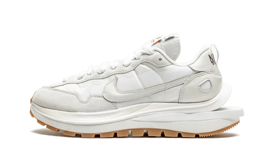 NIKE X SACAI Vaporwaffle Sail Gum