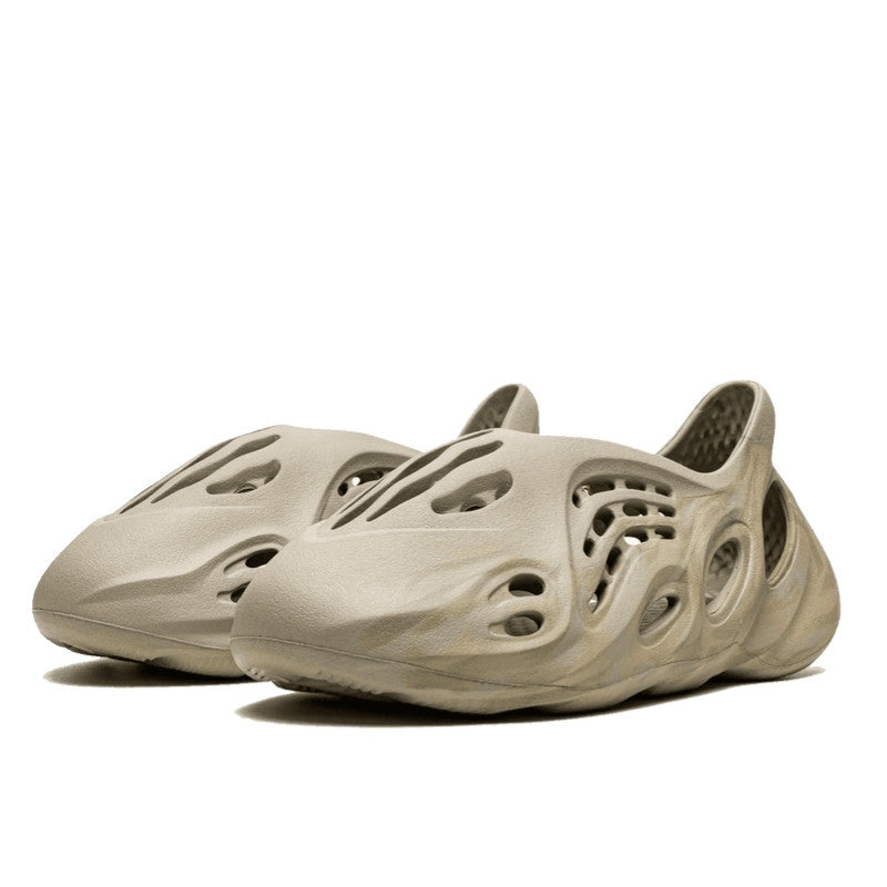 Yeezy Foam RNNR Stone Sage